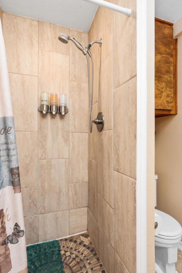Views, Hot Tub, Outdoor Shower, 15M From Sequoia Три-Риверс Экстерьер фото